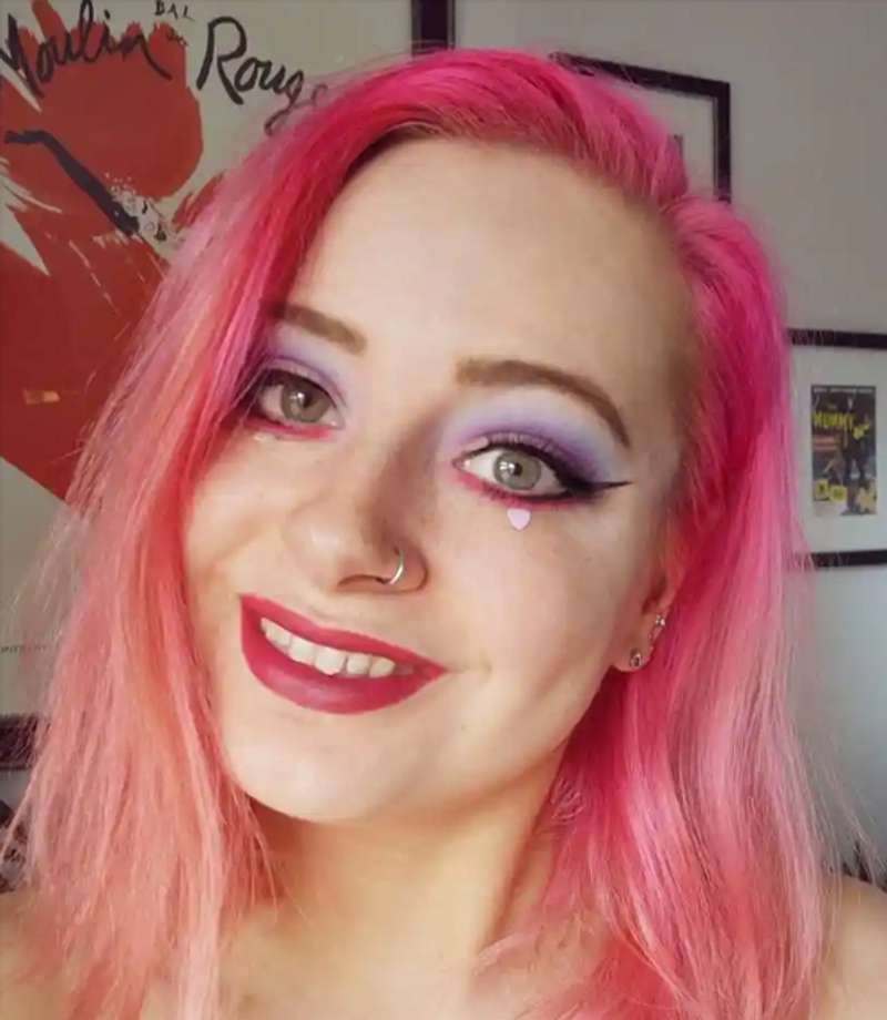 "12 sävyä pyörivä matta huulikynä, tarkka kärki, pehmeä koostumus, mattapinta, kosmetiikka naisille, cruelty-free."