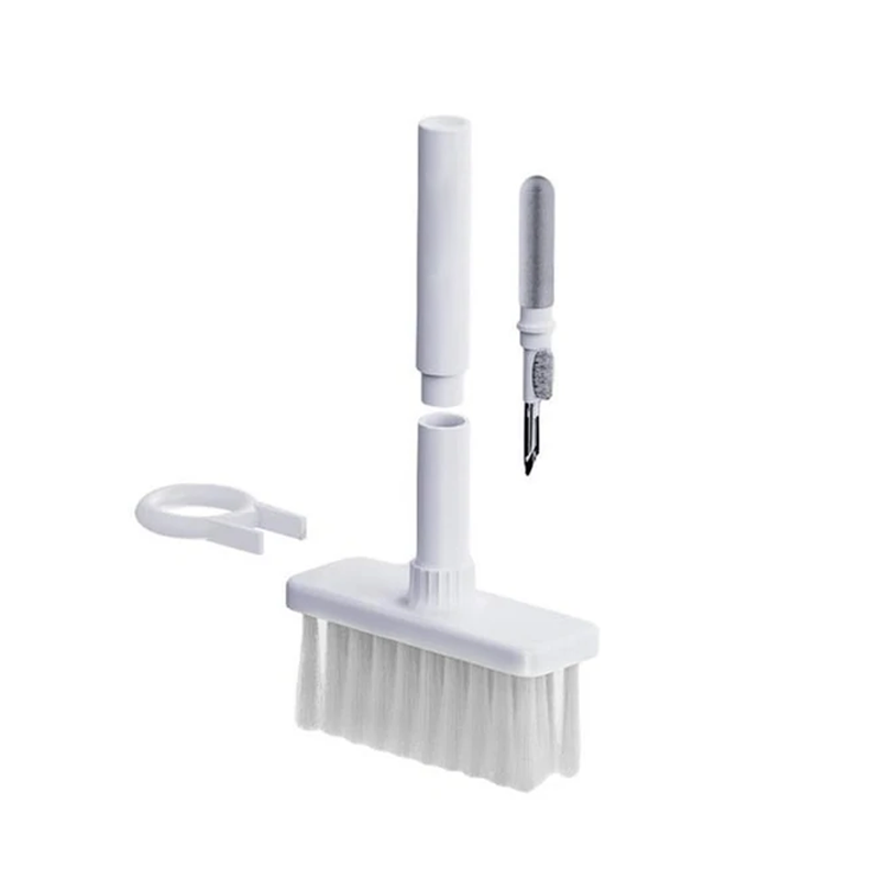 5-in-1 monikäyttöinen puhdistaja näppäimistöille ja kuulokkeille, sisältää pehmeitä nailonharjaksia ja kaksipäisen rakenteen.