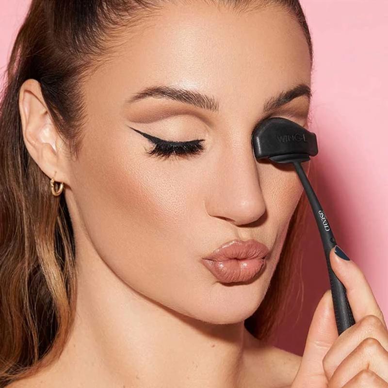 6-in-1 silikoni luomivärityökalu naisille, mukana 6 erilaista pestävää lisäosaa, kätevä ja monipuolinen silmämeikkiin.