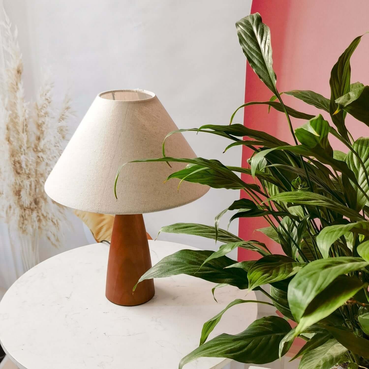 Lampe De Table En Bois Massif De Style Xviiie Siècle